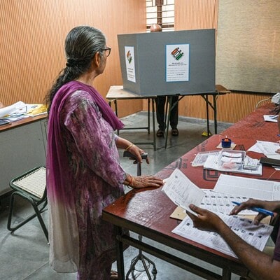 lok-sabha-polls-2024-phase-7:-over-26.3%-voter-turnout-recorded-till-11-am