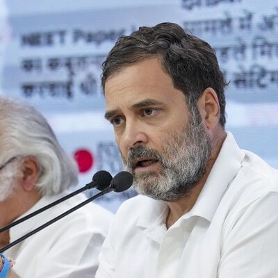 lop-rahul-gandhi-writes-to-pm-modi,-'requests'-a-debate-in-ls-on-neet