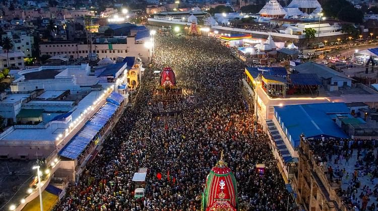 puri-rath-yatra:-रथ-यात्रा-में-बनी-भगदड़-जैसी-स्थिति;-एक-बुजुर्ग-की-मौत,-15-श्रद्धालु-घायल