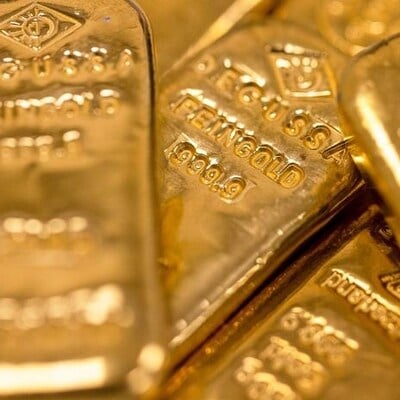 gold-price-dips-rs-10-to-rs-72,640,-silver-rises-rs-100-to-rs-87,100