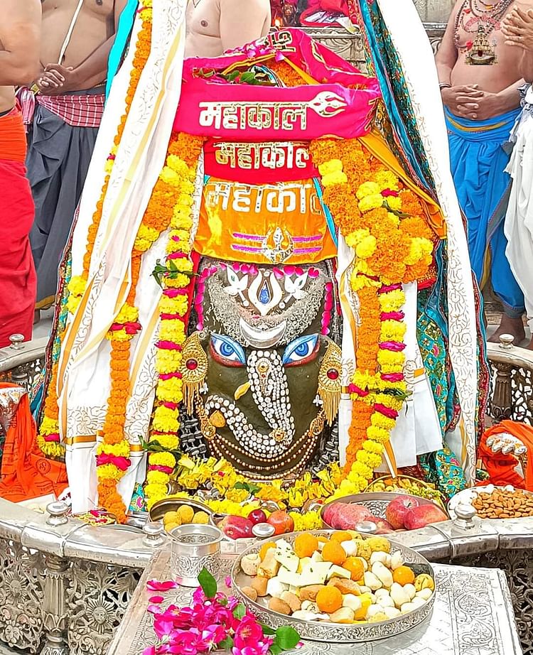 baba-mahakal-ujjain:-बाबा-महाकाल-के-दरबार-में-जय-गणेश-की-गूंज,-भस्म-आरती-में-हुआ-श्री-गणेश-स्वरूप-में-शृंगार