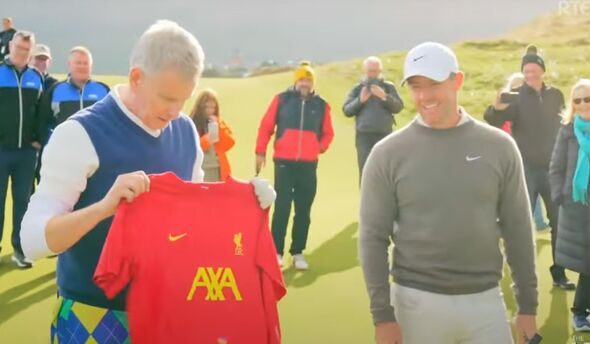 rory-mcilroy-drops-unexpected-liverpool-comment-after-mulling-over-man-utd-claim