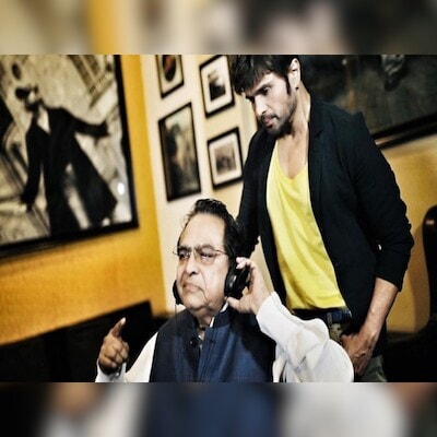 battling-age-related-issues,-himesh-reshammiya's-father-passes-away-at-87