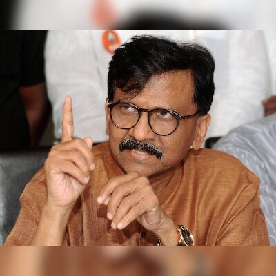 ubt-sena-mp-sanjay-raut-jailed-for-15-days-in-defamation-case;-gets-bail